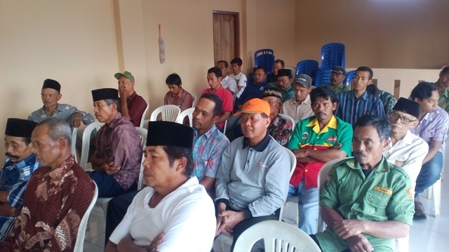 Pemberian Tali Asih PEMDES Kepada Purna LINMAS dan Pengukuhan Anggota LINMAS tahun 2017